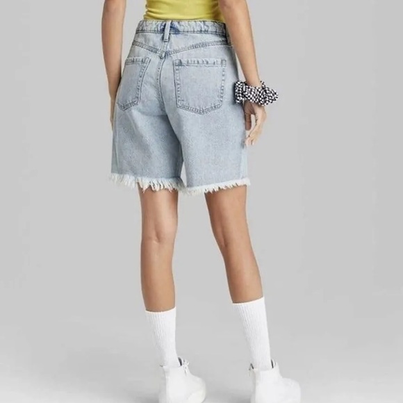 Wild Fable Light Wash Women's High-Rise Wide Leg Bermuda Jean Shorts - Picture 2 of 4